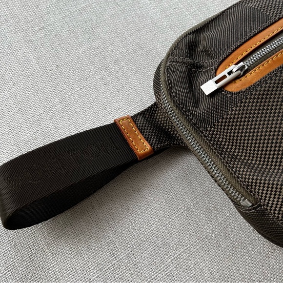 LOUIS VUITTON Damier Geant Archer Terre - Picture 3 of 9